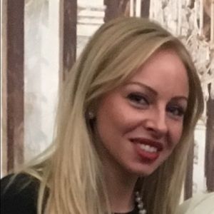 Meet your Posher, Julia